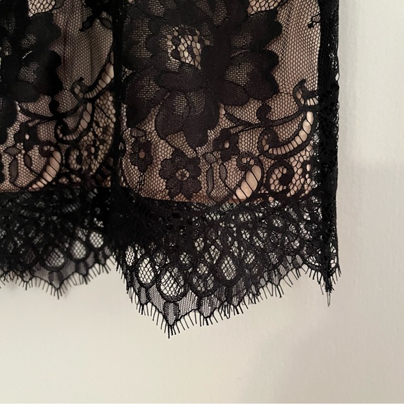 Zara black laced skirt with flower design - Picture 3 of 4